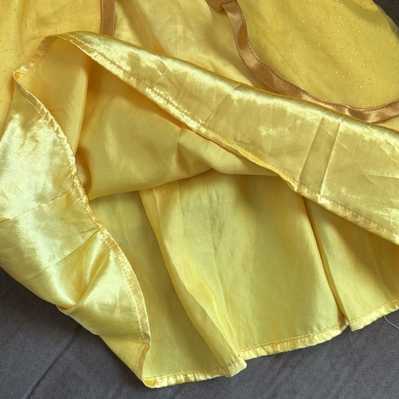 Snow White Costume - Picture 4 of 5